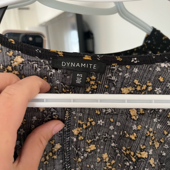 Dynamite blouse - Picture 3 of 3